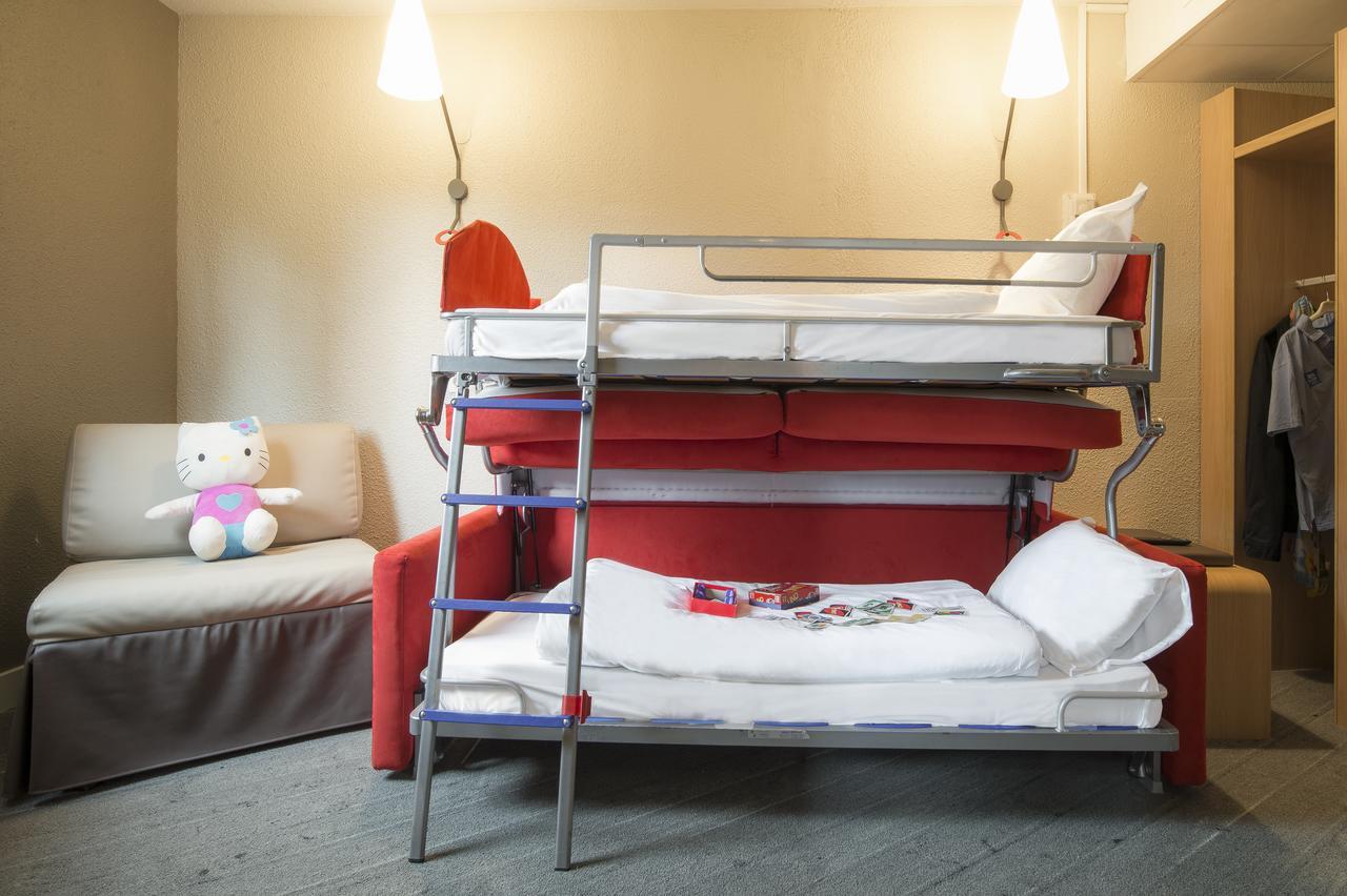 Hotel Ibis Нарбонна Экстерьер фото